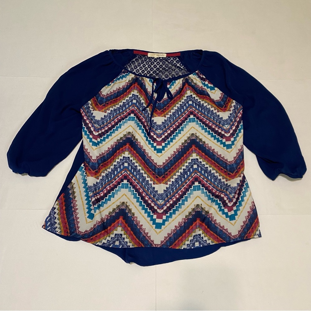 ⭐️Chevron Patterned Women's Top - Multicolor